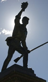juan-santamaria-statue